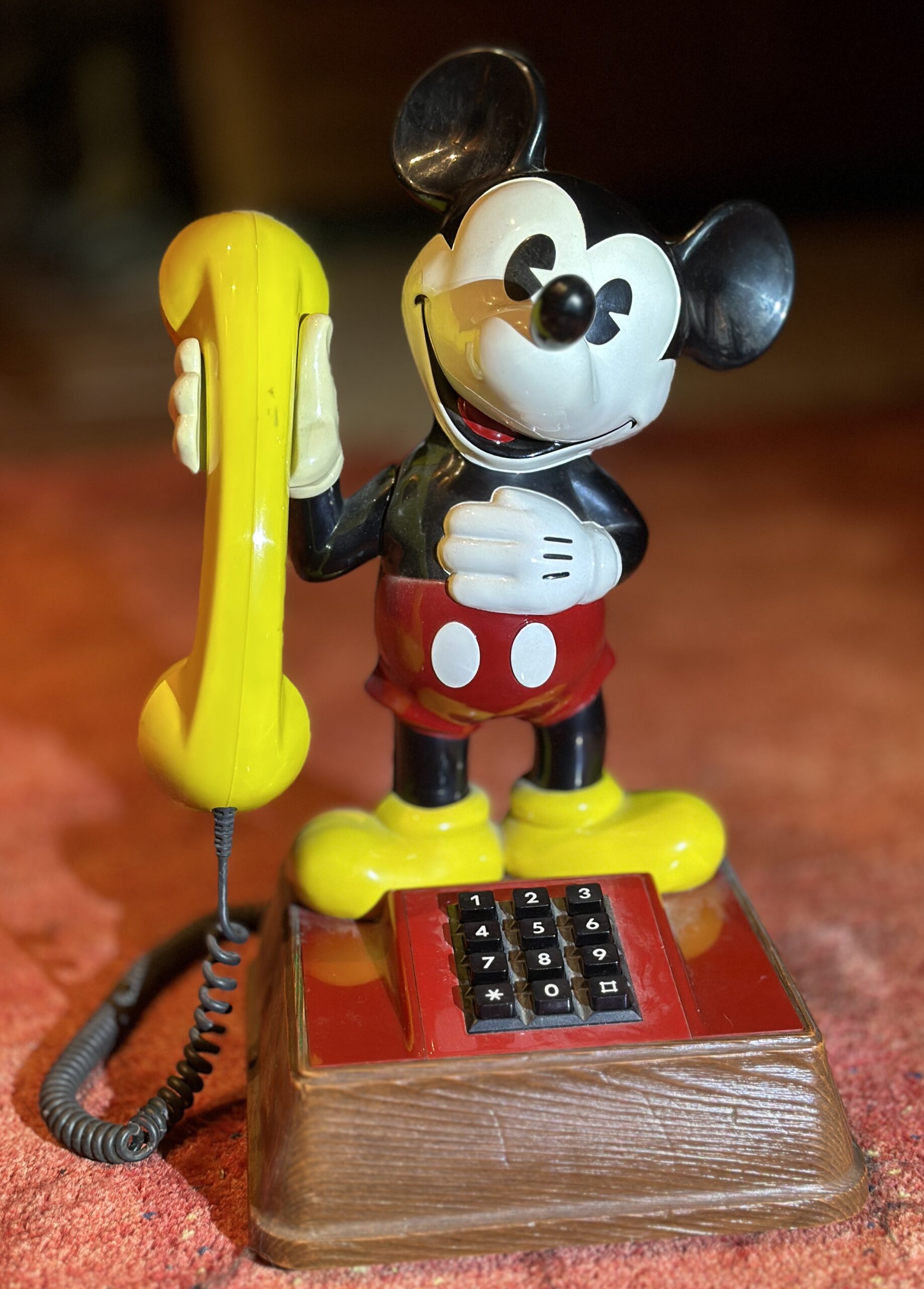 Mickey Mouse als Telefon